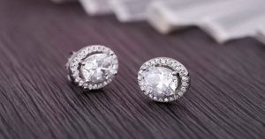 vi sao trang suc titan dang tro thanh xu huong